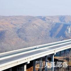 广西：隆安至硕龙高速公路开工