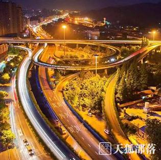 告别“堵堵堵”！2017年杭州交通“跑”起来了 