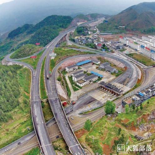 贵州将加快推进“多彩贵州·最美高速公路”创建