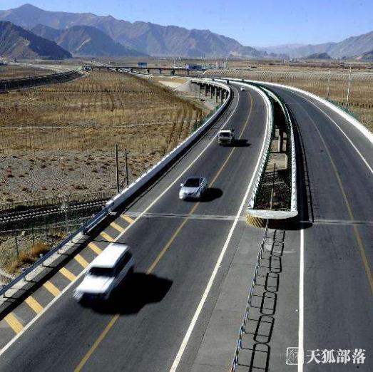 西藏：大力发展立体交通网 助力推进全域旅游
