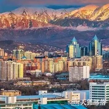 哈萨克斯坦总统谈新政府发展任务